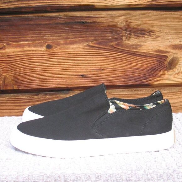 NWOB Vionic Groove Slip On Sneaker - Picture 2 of 11